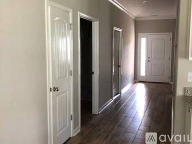 Main picture of 100 Marshall Ct