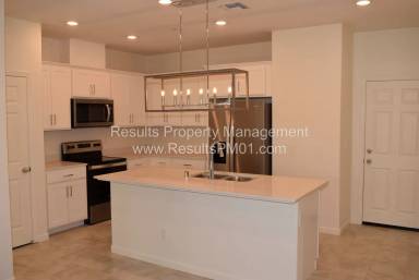 Main picture of 7869 Paseo de Daly