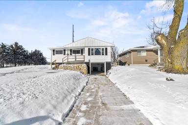 Main picture of 1200 18th St SW