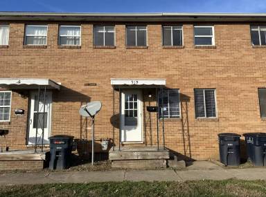 Main picture of 919 W Mulberry St