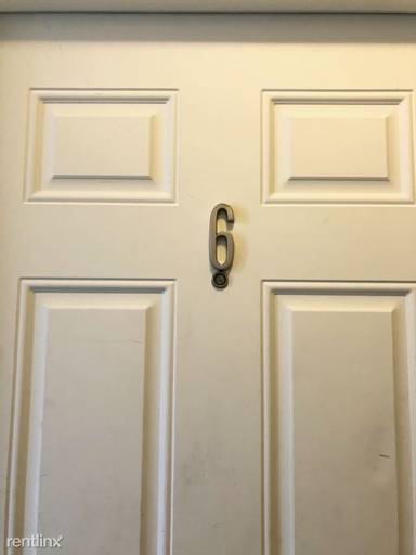 Main picture of 1616 W 18th Pl