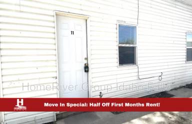 Main picture of 2001 W Broadway St