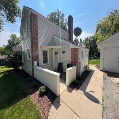 Main picture of 7003 W Grange Ave