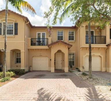 Main picture of 12966 SW 132nd Ter
