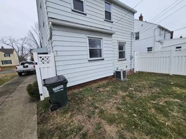 Main picture of 13310 Thraves Ave