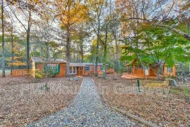 Main picture of 455 Cantrell Rd