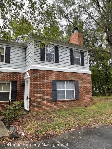 Main picture of 802 Larkspur Ct