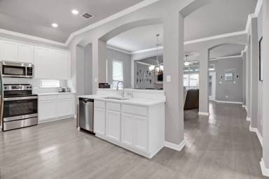 Main picture of 3129 Gilchrist Dr