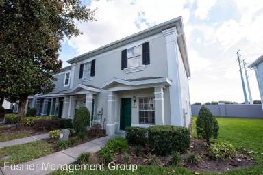 Main picture of 10612 Savannah Wood Dr