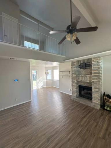 Main picture of 2501 Windmill Dr