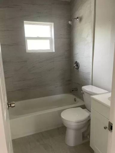 Main picture of 1701 Wilton Ave