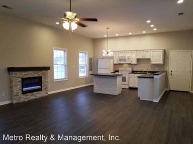 Main picture of 1036 Lydia St