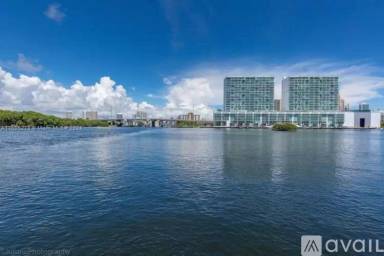 Main picture of Parque Towers Condo
