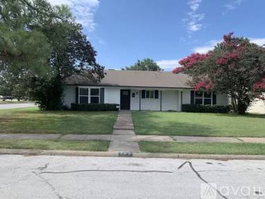 Main picture of 203 Linda Ln