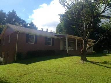 Main picture of 506 James St