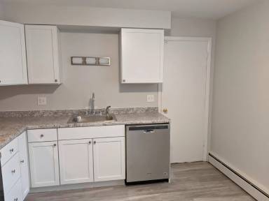 Main picture of 8048 S Westnedge Ave