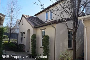 Main picture of 224 Chambord Way