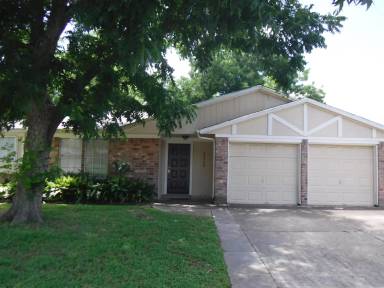 Main picture of 22739 Red River Dr