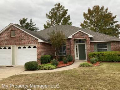 Main picture of 9812 Kings Pointe Dr