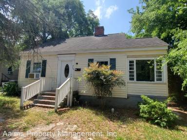 Main picture of 211 Hawthorne Rd