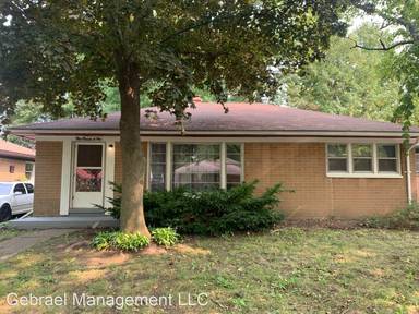 Main picture of 3005 Menominee Ave