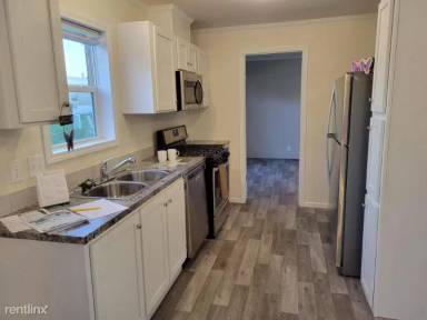 Main picture of Holiday Mobile Home Court
