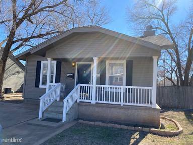 Main picture of 2415 25th St