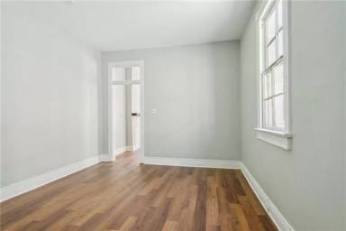 Main picture of 637 Reynes St