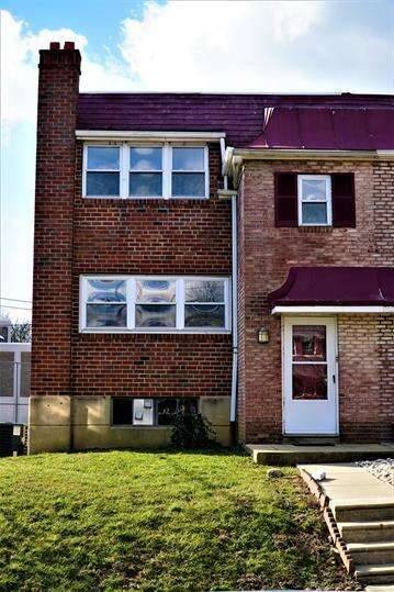 Main picture of 5462 Vicaris St