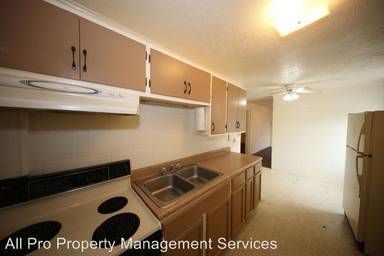 Main picture of 1032 E Morris Blvd