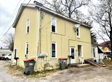 Main picture of 2011 7th Ave