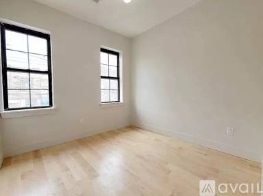 Main picture of 517 Grand Ave