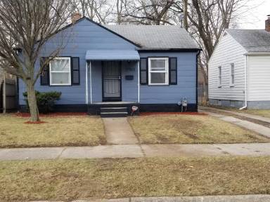 Main picture of 19945 Fenmore St