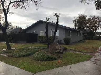 Main picture of 229 E Florinda St