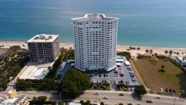 Main picture of Claridge Condos