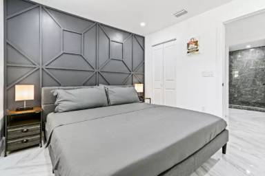 Main picture of 4115 N Hubert Ave