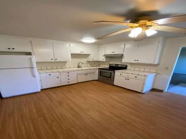 Main picture of 664 Azara Pl