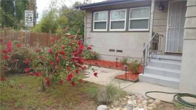 Main picture of 9205 Emerald Grove Ave