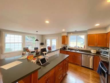 Main picture of 1803 N 88th St