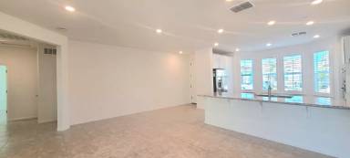 Main picture of 8912 El Cielo Ln