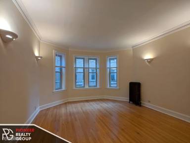 Main picture of 4233 N Paulina St