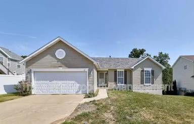 Main picture of 4927 Triple Tree Ct