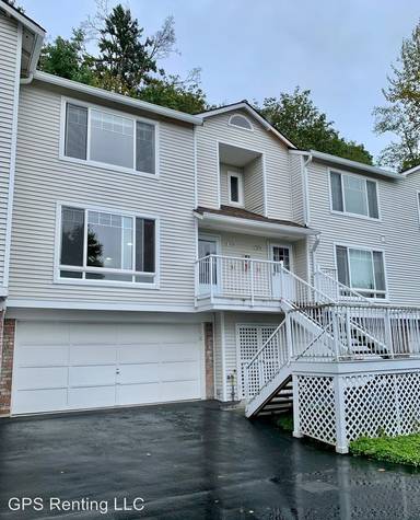 Main picture of 7106 134th Ct SE