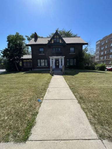 Main picture of 6006 Hohman Ave