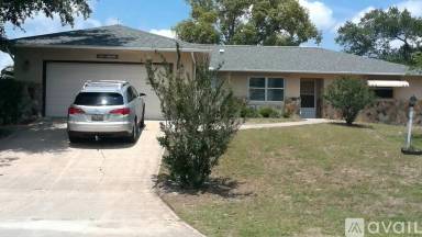 Main picture of 229 W Valerian Pl
