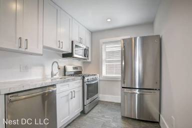 Main picture of 5031 H St SE