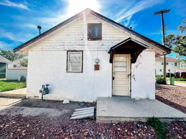 Main picture of 1436 1/2 11th St