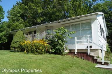 Main picture of 2615 E 5th St