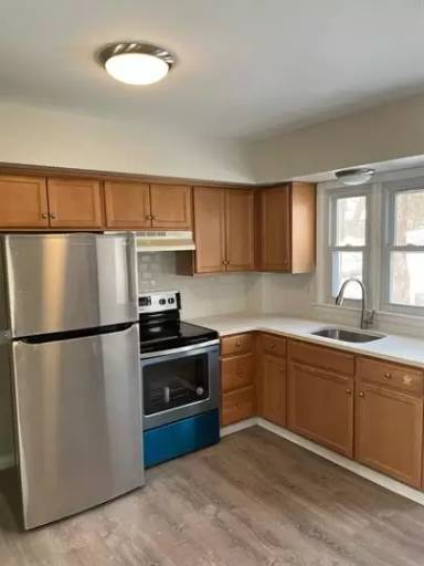 Main picture of 95 Wellington Ave