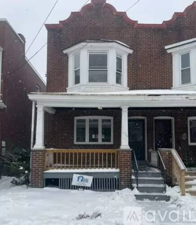Main picture of 134 S Spring Ave